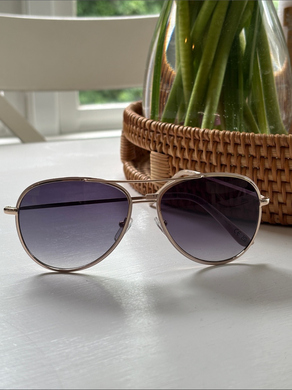 Tommy Hilfiger Gold Aviator Sunglasses - Picture 9 of 10